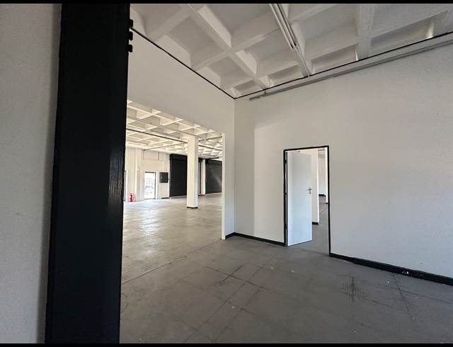 400M² WAREHOUSE TO LET IN HIGHVELD BUSINESS PARK