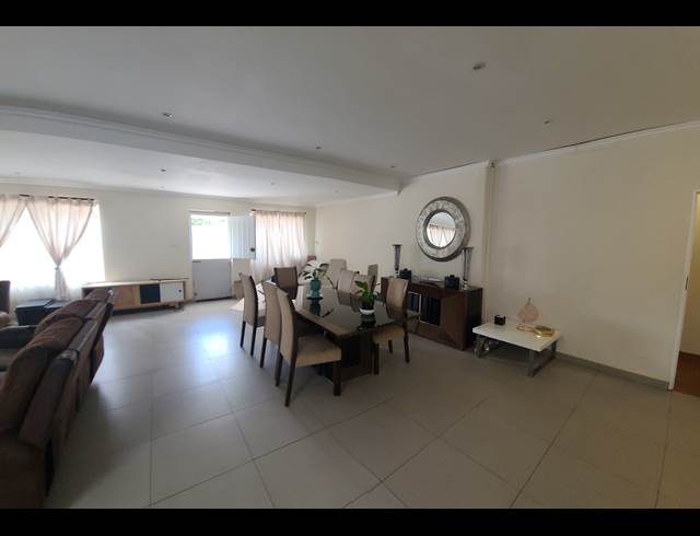 3 BEDROOM FREESTANDING TO LET IN SANDRINGHAM