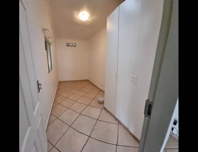 3 BEDROOM PROPERTY TO RENT IN BRENTHURST