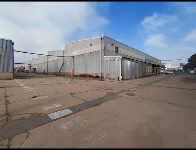 25,085M² FACTORY TO LET IN CLAYVILLE