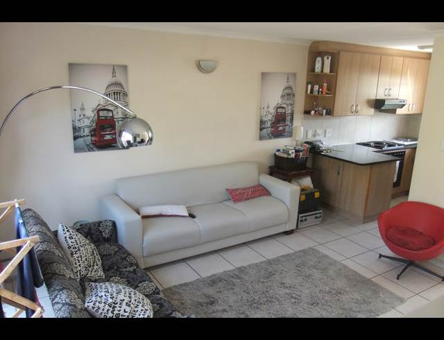 2 bed property to rent in KAAPSIG
