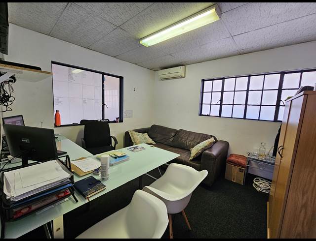 280M² MINI FACTORY TO LET IN KYA SANDS
