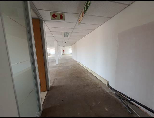 318M² OFFICE TO LET IN MENLYN