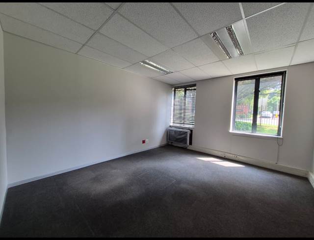 556M² OFFICE TO LET IN SANDTON CENTRAL