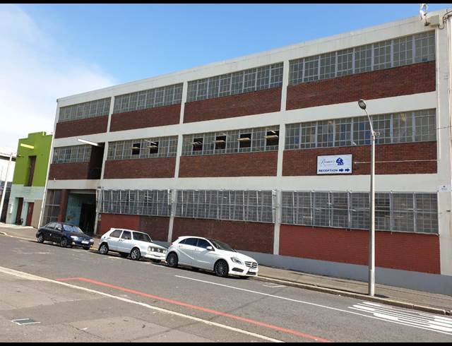 820M² BUILDING TO LET IN SALT RIVER