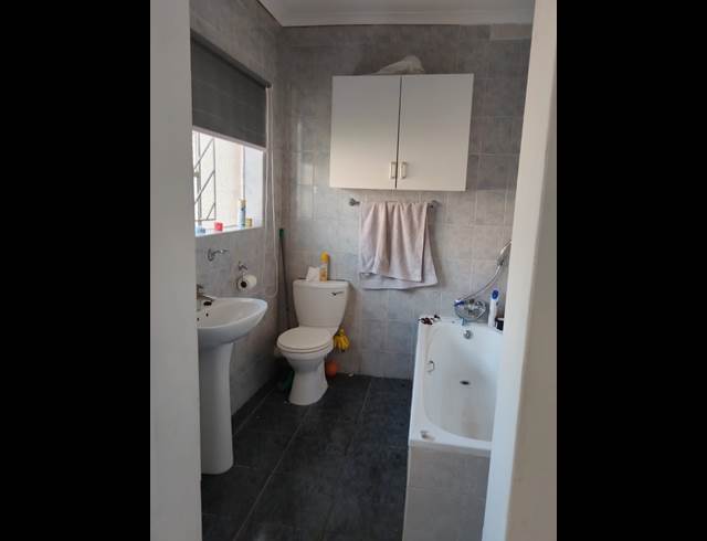 3 BEDROOM FREESTANDING TO LET IN ILLIONDALE