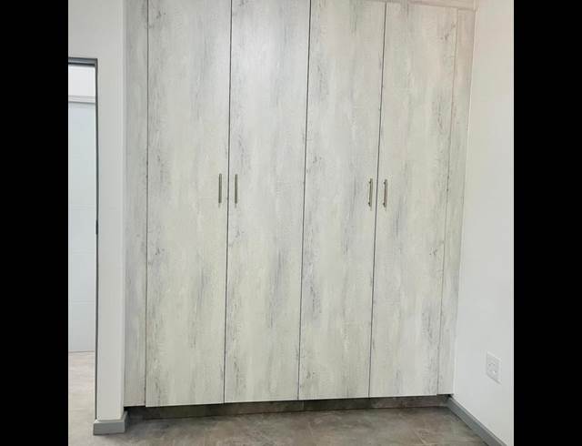1 BEDROOM PROPERTY TO RENT IN TOWN HILL