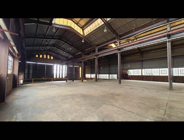 1,850M² WAREHOUSE TO LET IN CHLOORKOP