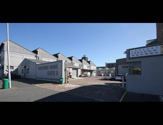 1,820M² WAREHOUSE TO LET IN NDABENI