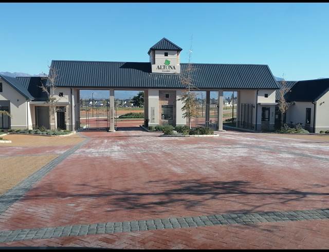 3 bed property to rent in WORCESTER WEST