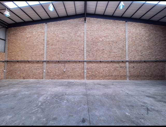 279M² WAREHOUSE TO LET IN STORMILL