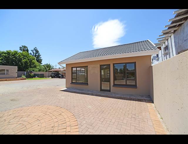 95M² OFFICE TO LET IN NORTHMEAD