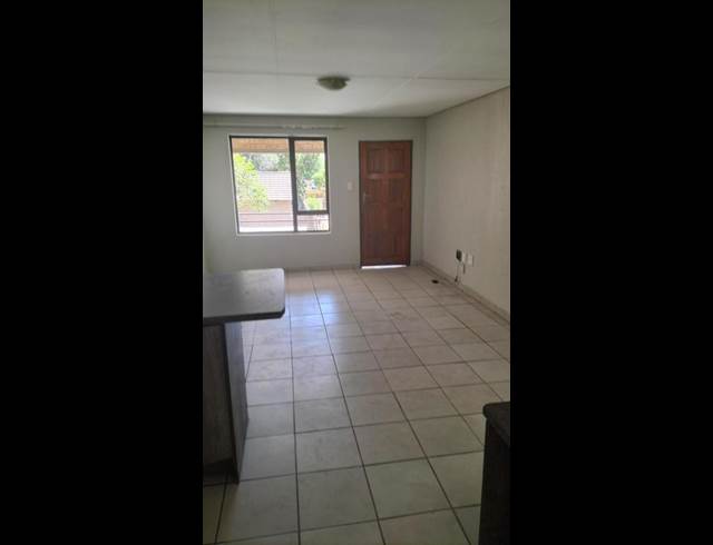 2 BEDROOM PROPERTY TO RENT IN ELSPARK