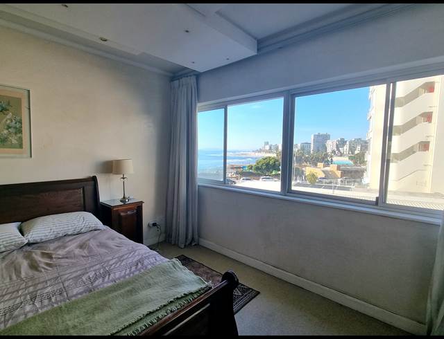 2 bed property to rent in SEA POINT