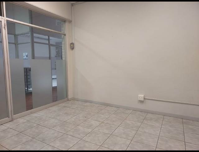 85M² OFFICE RENTED IN PIETERMARITZBURG CENTRAL