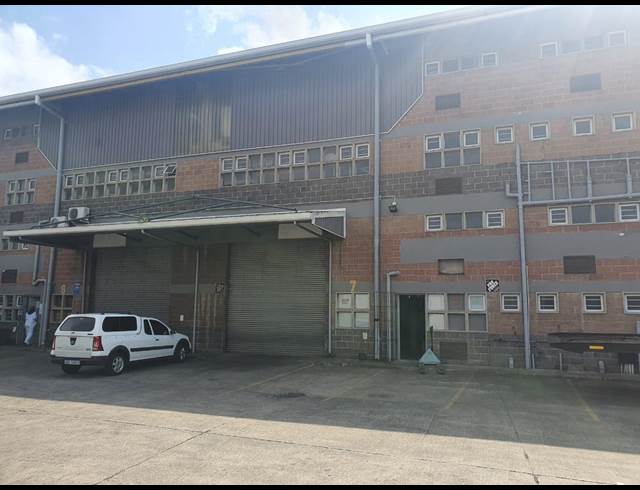 361M² WAREHOUSE TO LET IN NEW GERMANY