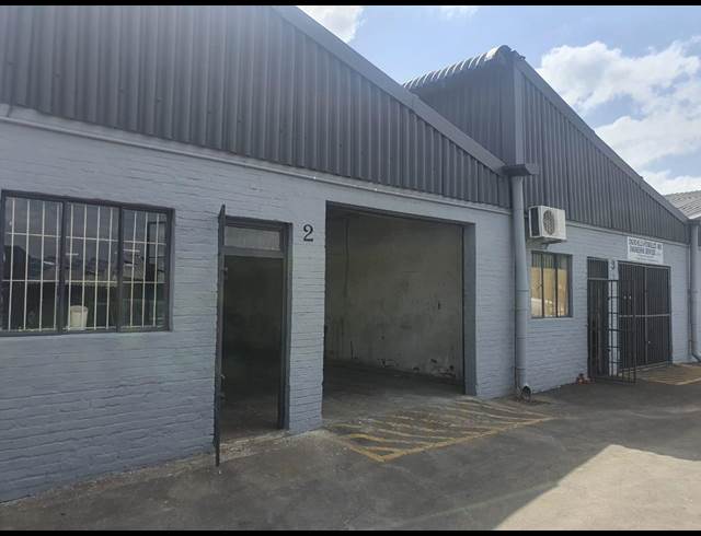 144M² WAREHOUSE TO LET IN WESTMEAD