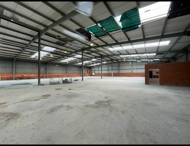 3,189M² WAREHOUSE TO LET IN RANDJESPARK