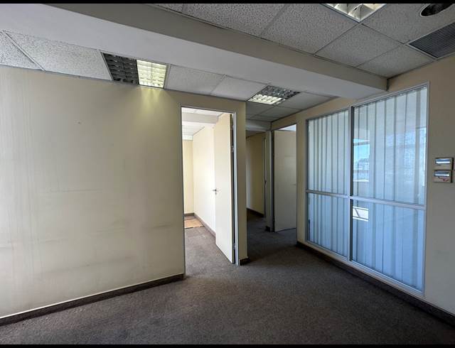 222M² OFFICE TO LET IN CAPE TOWN CITY CENTRE