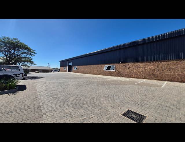 2,700M² FACTORY TO LET IN BENONI SOUTH