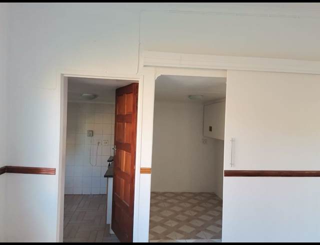 2 bed property to rent in CHRISVILLE