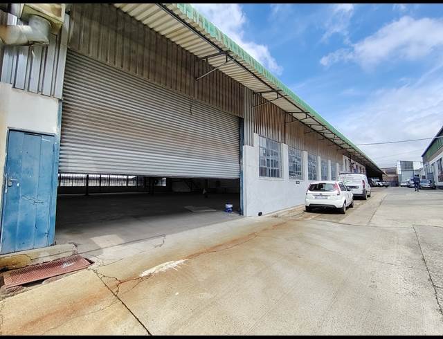 1,000M² WAREHOUSE TO LET IN TULISA PARK