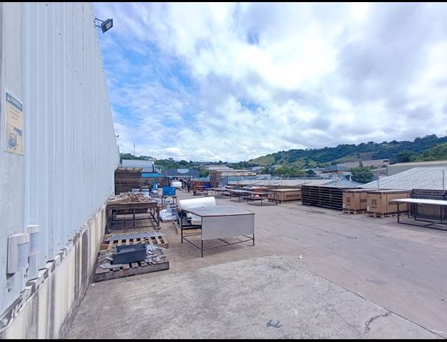 2,363M² WAREHOUSE TO LET IN WESTMEAD