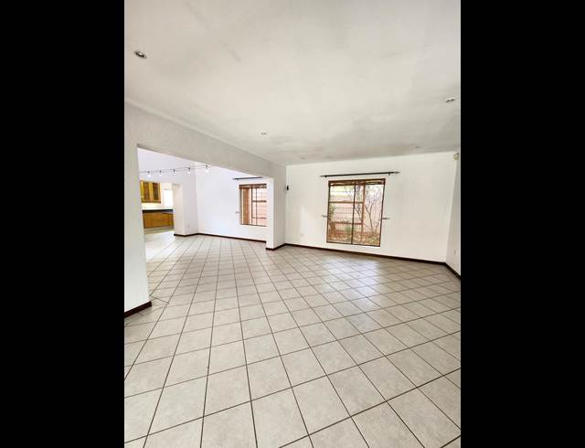 3 bed property to rent in MAGALIESSIG