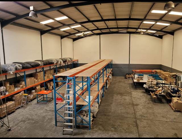 532M² WAREHOUSE TO LET IN BELLVILLE SOUTH
