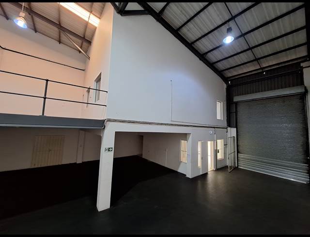353M² WAREHOUSE TO LET IN NORTH RIDING