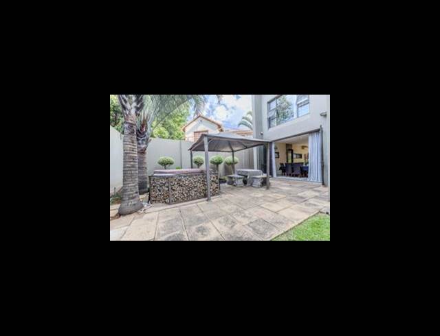 3 BEDROOM PROPERTY TO RENT IN MENLO PARK