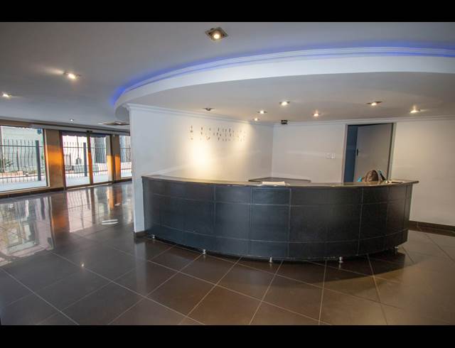 2,000M² OFFICE TO LET IN ROSEBANK