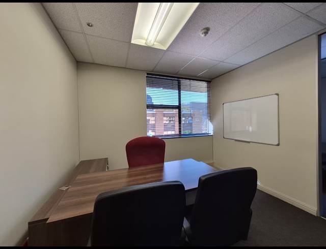 283M² OFFICE TO LET IN ROSEBANK