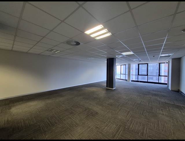 187M² OFFICE TO LET IN SANDTON CENTRAL