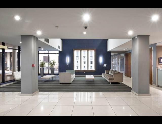 7,924M² OFFICE TO LET IN WAVERLEY