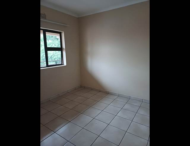 2 bed property to rent in ORLANDO EAST