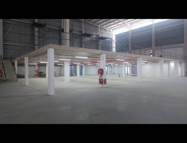 19,934.40M² WAREHOUSE TO LET IN RED HILL