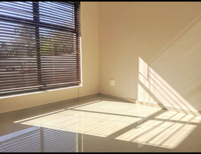 1 BEDROOM PROPERTY TO RENT IN BEACHFRONT