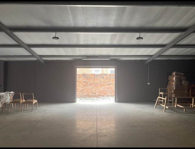 300M² MINI FACTORY TO LET IN UMHLALI