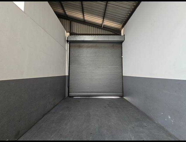 300M² WAREHOUSE TO LET IN ANDERBOLT