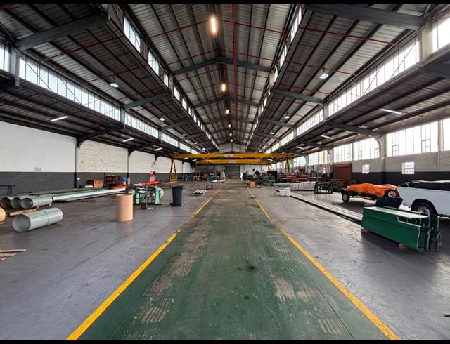 2,480M² WAREHOUSE TO LET IN EPPING INDUSTRIAL