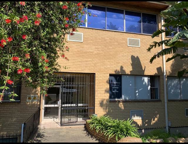 175M² OFFICE TO LET IN STRIJDOMPARK