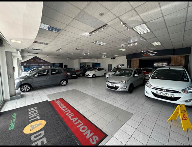 1,367M² SHOWROOM TO LET IN PAARDEN EILAND