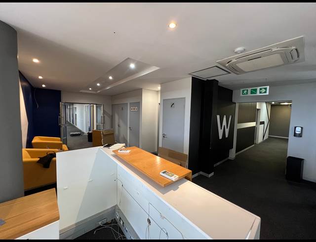 829.44M² OFFICE TO LET IN WESTVILLE