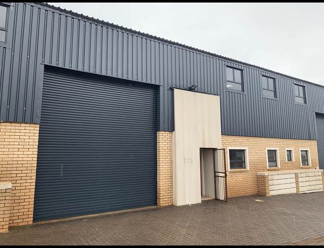 350M² WAREHOUSE RENTED IN SUNDERLAND RIDGE