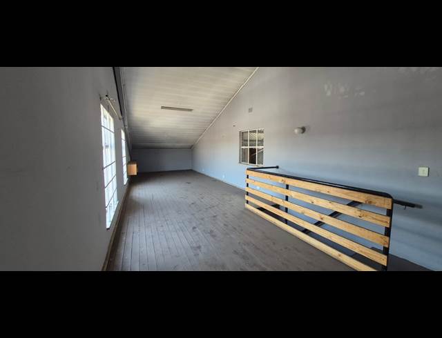 598M² WAREHOUSE TO LET IN ANDERBOLT