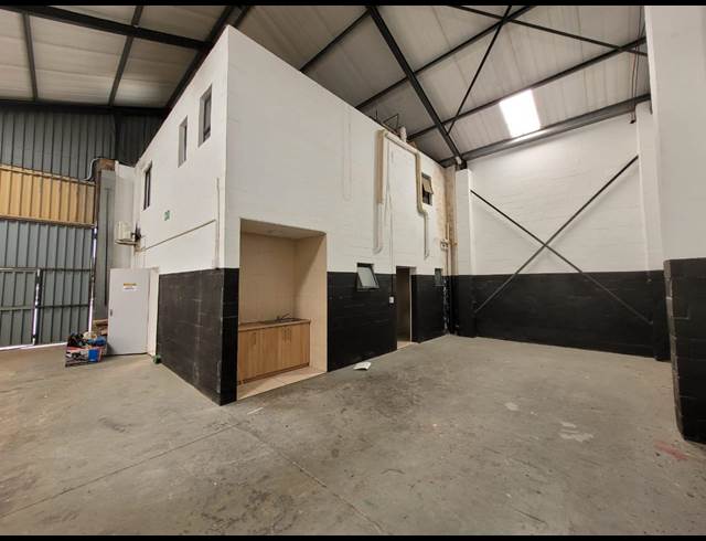 360M² WAREHOUSE TO LET IN KILLARNEY GARDENS