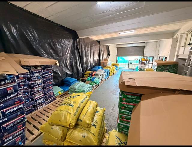 300M² WAREHOUSE TO LET IN MALMESBURY INDUSTRIA