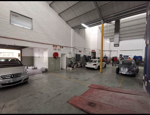 840M² BUILDING RENTED IN MAITLAND
