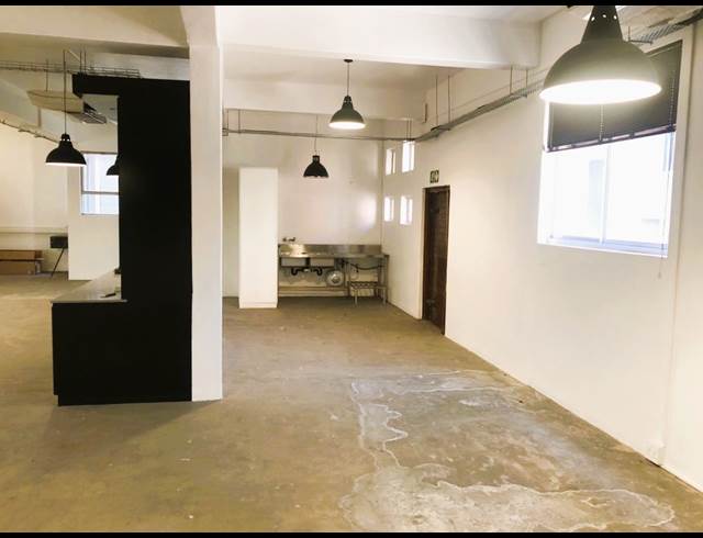 400M² OFFICE TO LET IN FORESHORE